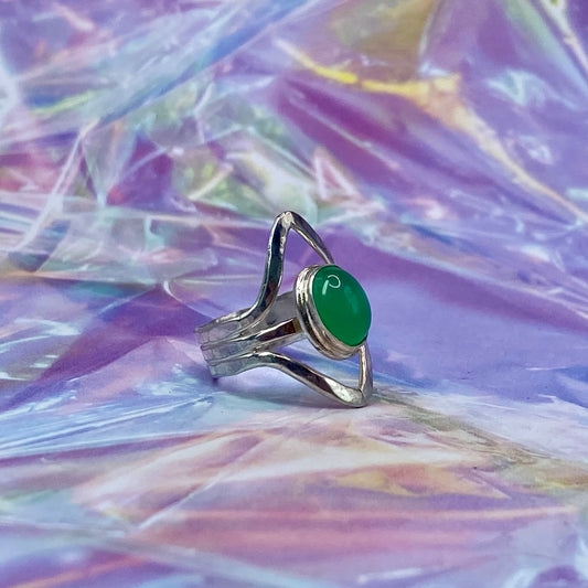 Sterling Silver Chrysoprase Hammered Triple Band Ring